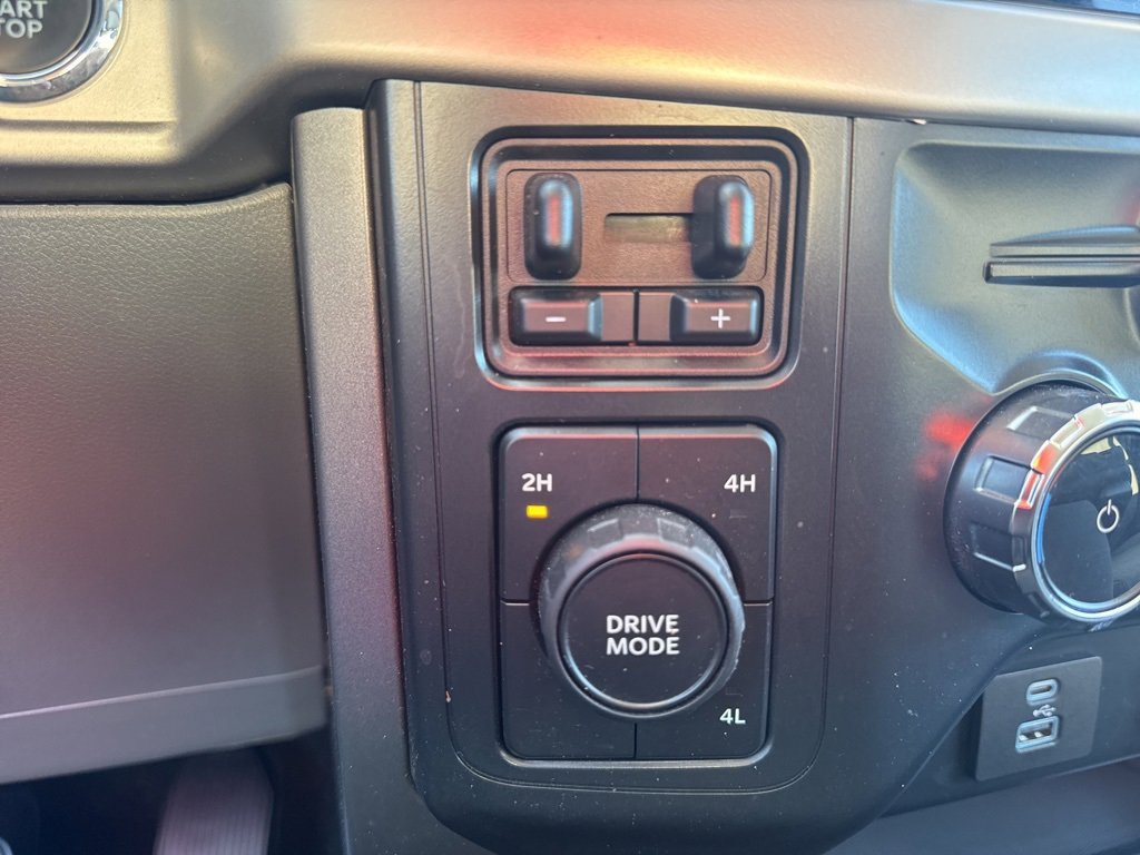 Certified 2022 Ford F150 XLT w/ Equipment Group 302A High image 7