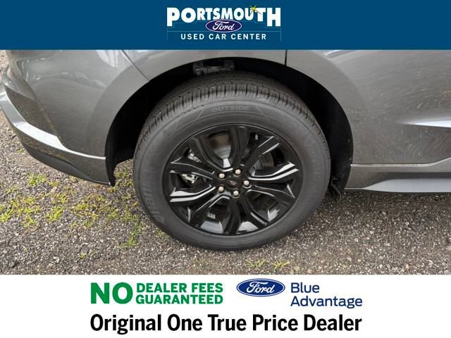 Certified 2024 Ford Edge SE w/ Black Appearance Package image 24