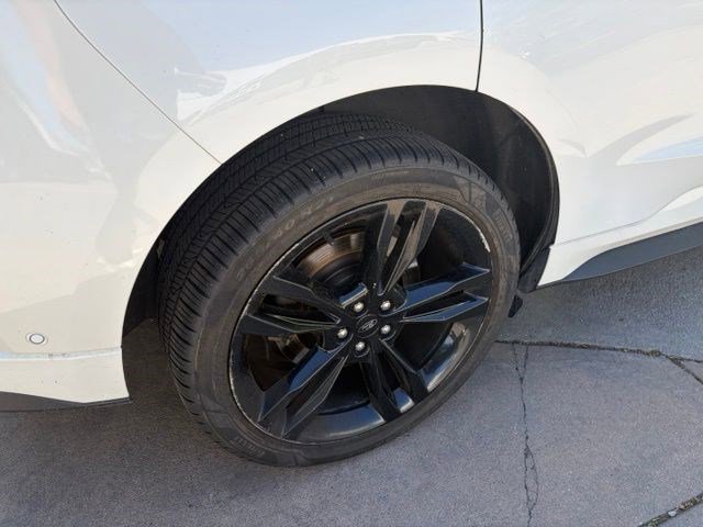 Certified 2020 Ford Edge ST w/ Equipment Group 401A AWD/4WD image 18