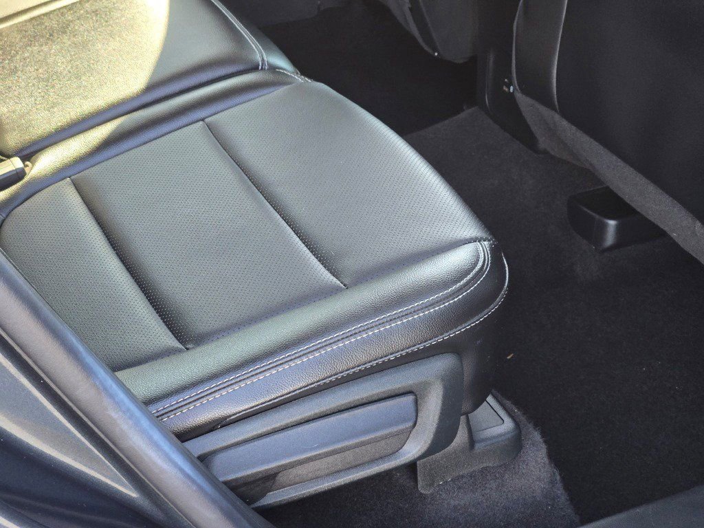 Certified 2022 Ford Escape SEL w/ Technology Package image 11