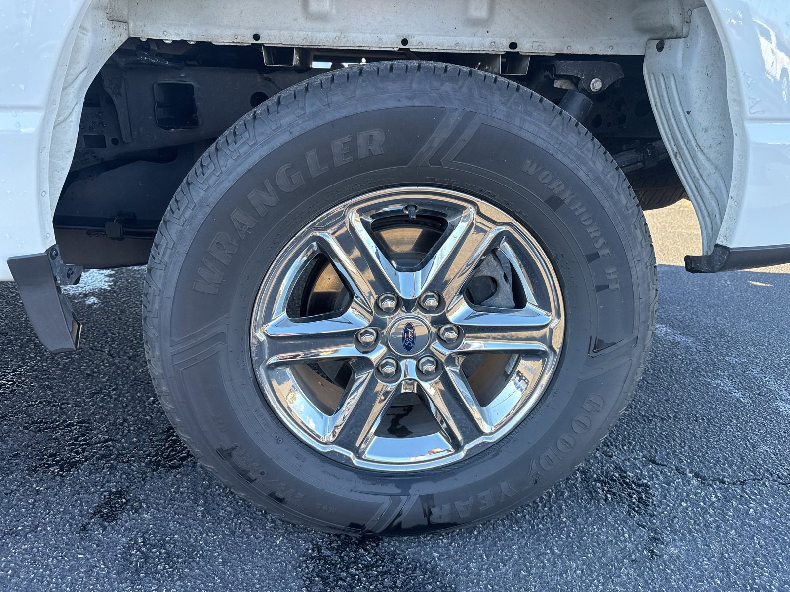 Certified 2024 Ford F150 XLT w/ Mobile Office Package image 29