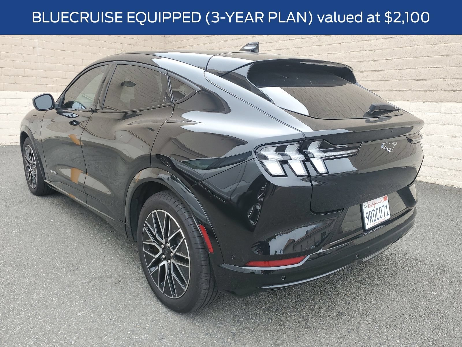 Certified 2024 Ford Mustang Mach-E Premium AWD/4WD image 6