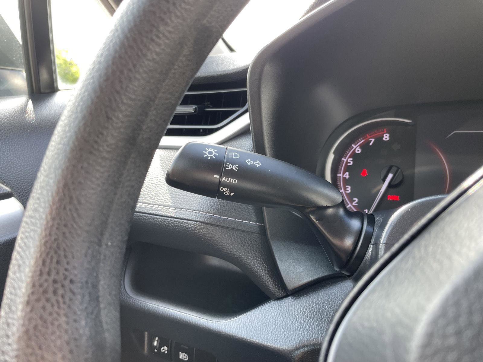 Used 2023 Toyota RAV4 XLE AWD/4WD image 16