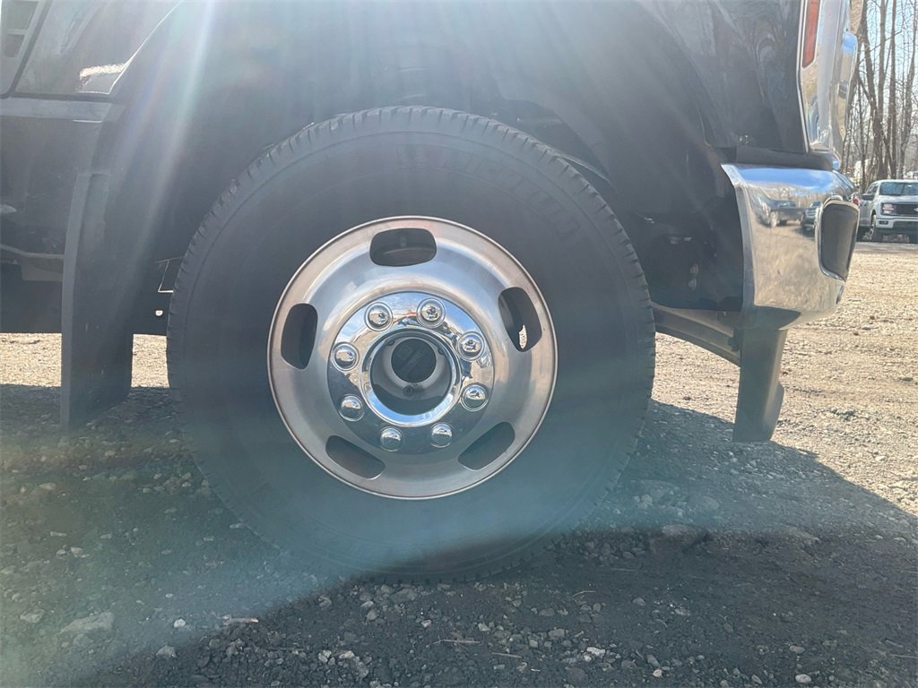 Certified 2024 Ford F350 Lariat w/ Lariat Ultimate Package image 10