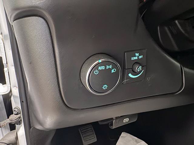 Used 2025 Chevrolet Express 2500 w/ Driver Convenience Package RWD image 18