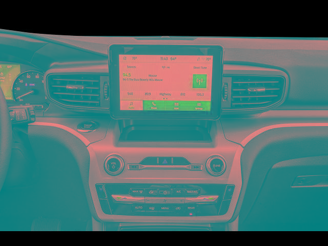 Certified 2023 Ford Explorer XLT w/ Equipment Group 202A image 7