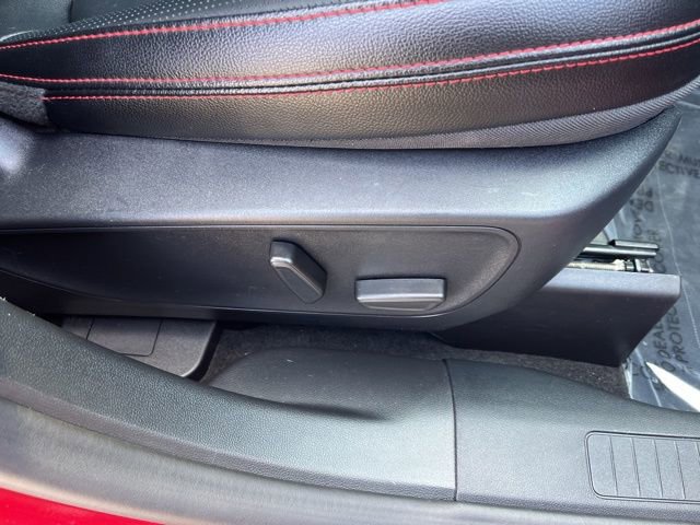 Certified 2025 Ford Escape ST-Line Elite w/ Premium Technology Package AWD/4WD image 23