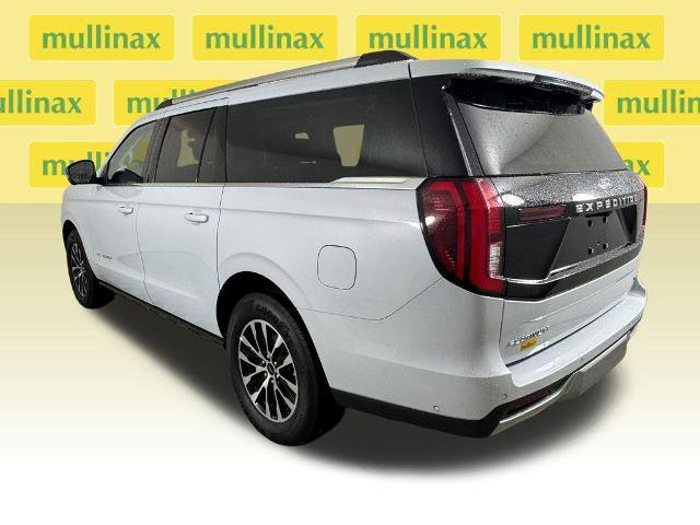 Certified 2025 Ford Expedition Max Platinum AWD/4WD image 4