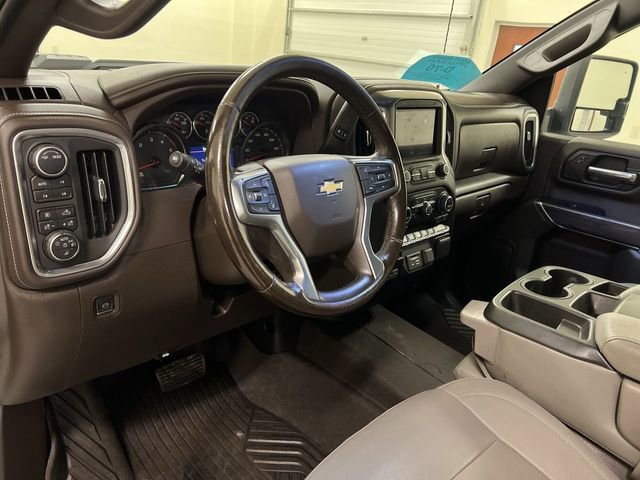 Used 2022 Chevrolet Silverado 3500 LTZ AWD/4WD image 12