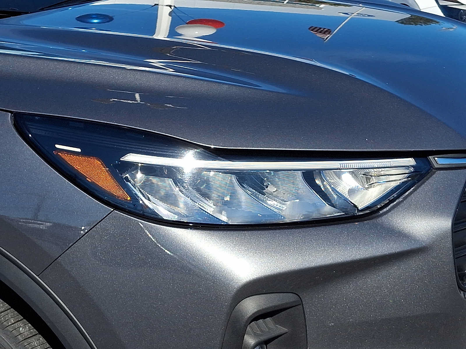 Certified 2025 Ford Escape ST-Line Select AWD/4WD image 9