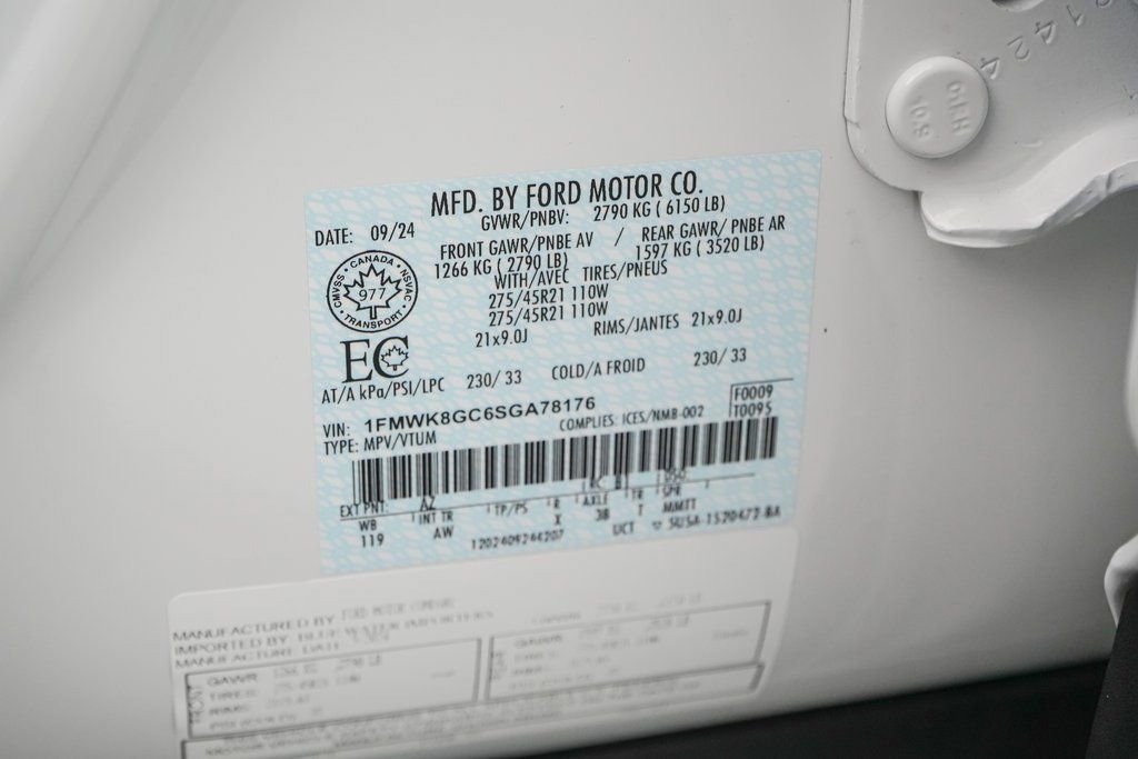 Certified 2025 Ford Explorer ST image 33