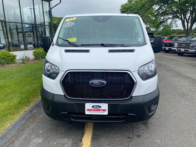 Certified 2025 Ford Transit 250 Low Roof w/ Exterior Upgrade Package RWD image 2