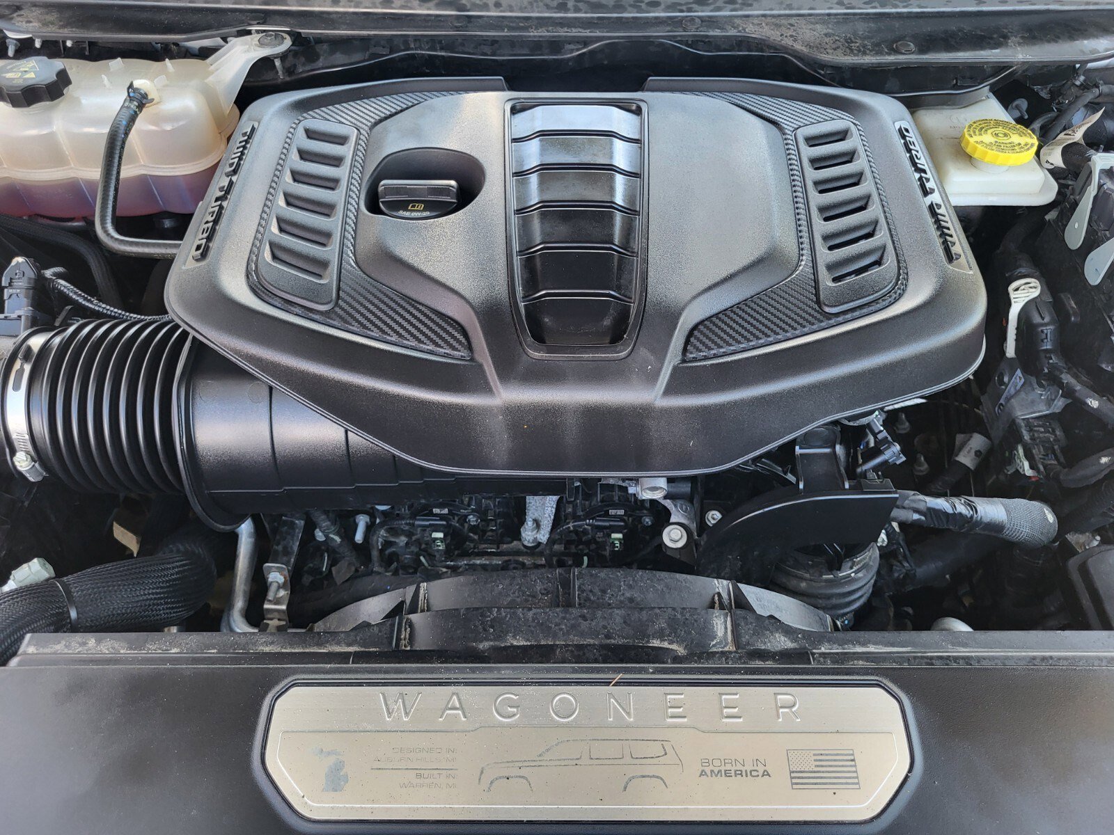 Used 2024 Jeep Wagoneer L Series II w/ Flexible Seating Group image 33