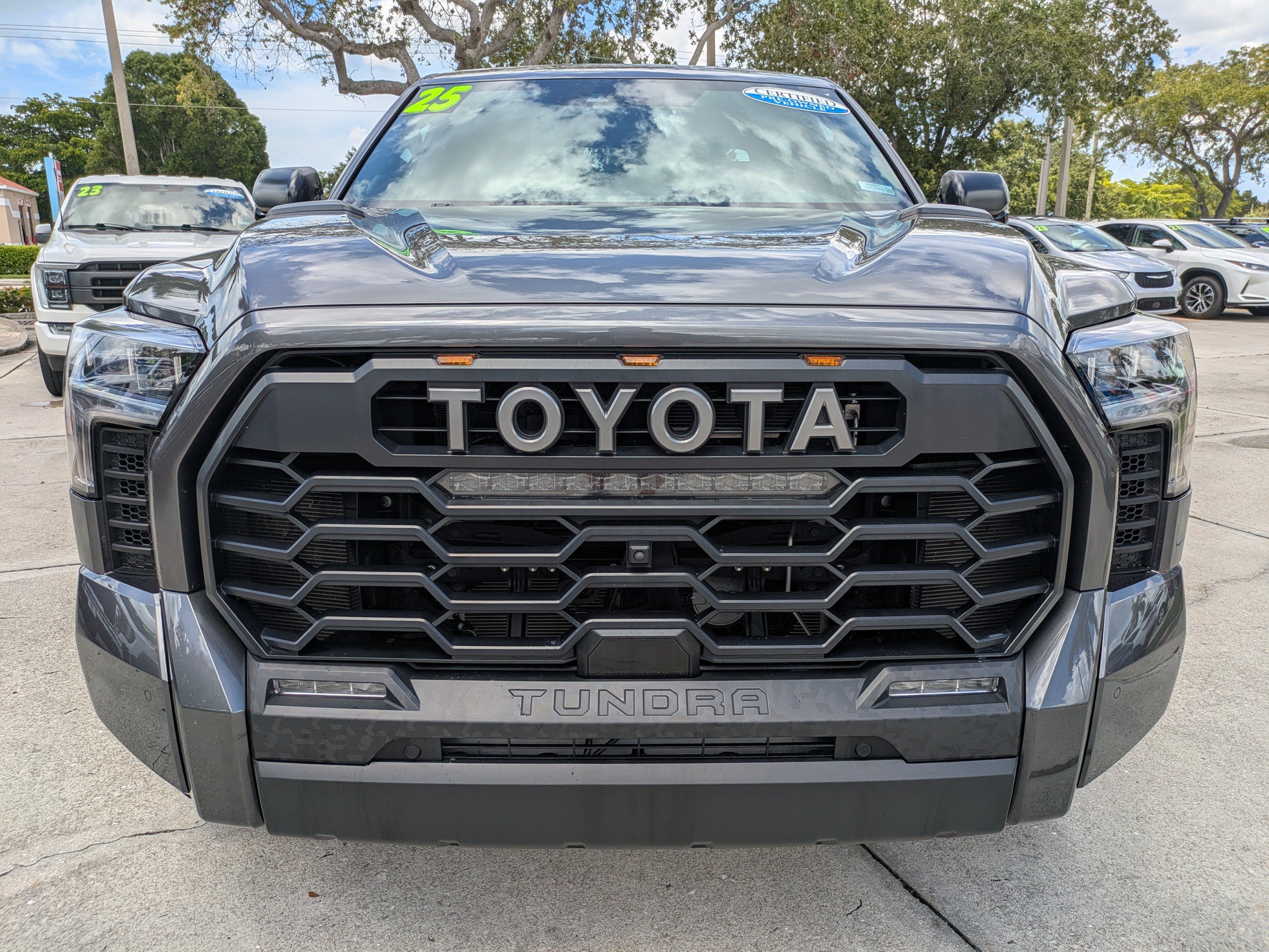 Used 2025 Toyota Tundra TRD Pro AWD/4WD image 8