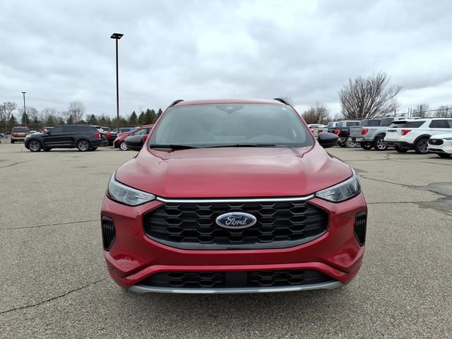 Certified 2024 Ford Escape ST-Line w/ Tech Pack #1 AWD/4WD video 2