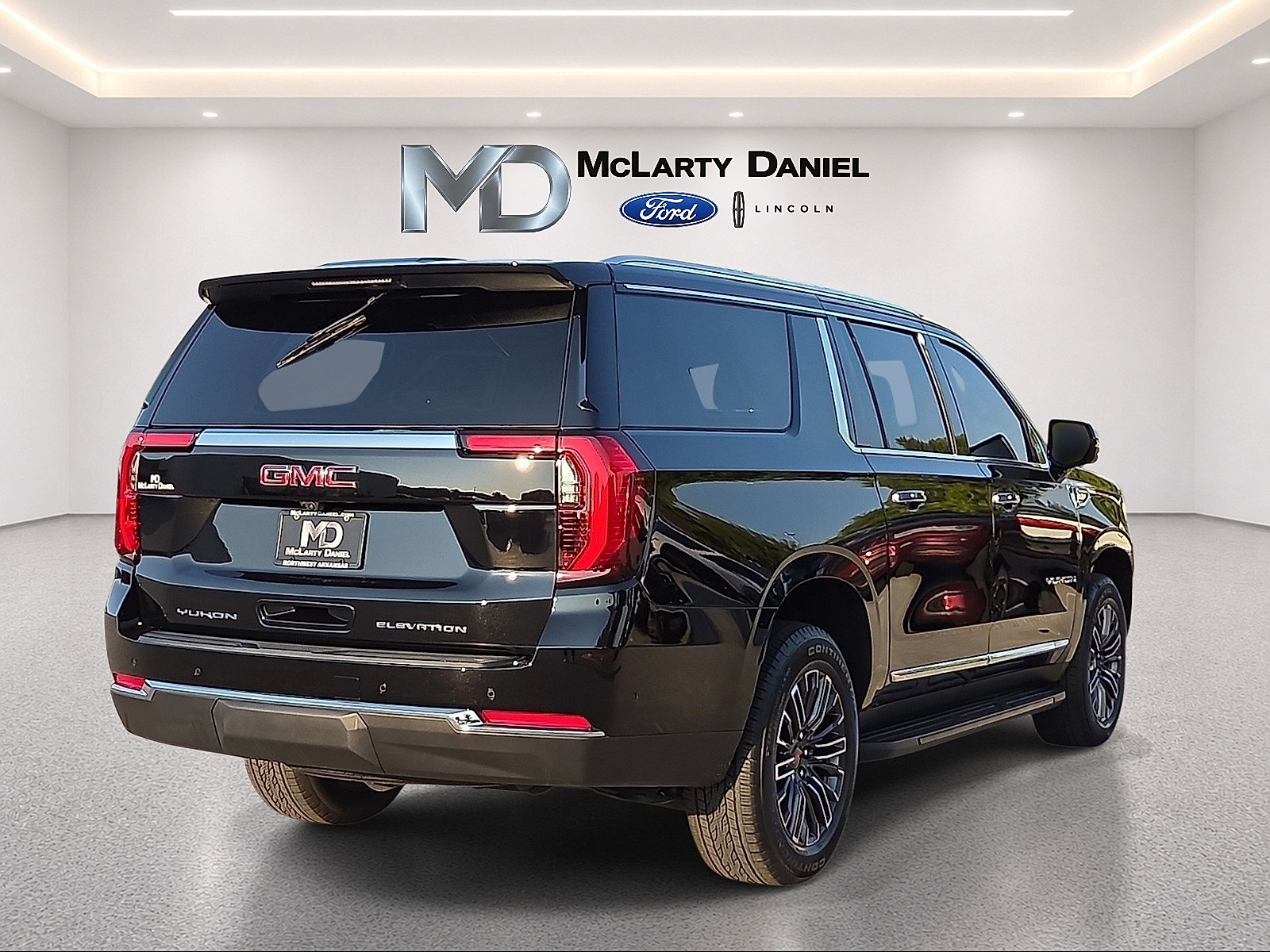 Used 2026 GMC Yukon XL Elevation AWD/4WD image 5