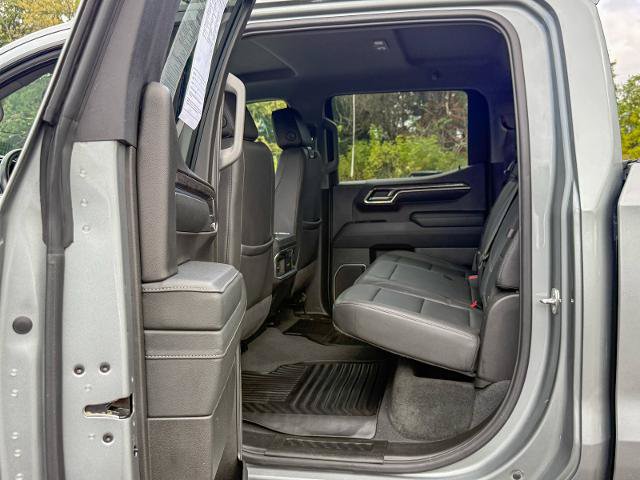 Used 2023 Chevrolet Silverado 1500 LTZ w/ Technology Package AWD/4WD image 17