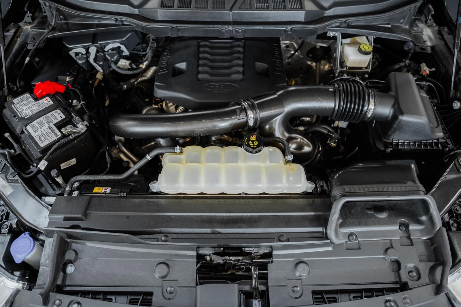 Certified 2023 Ford F150 Lariat w/ Equipment Group 502A High image 28