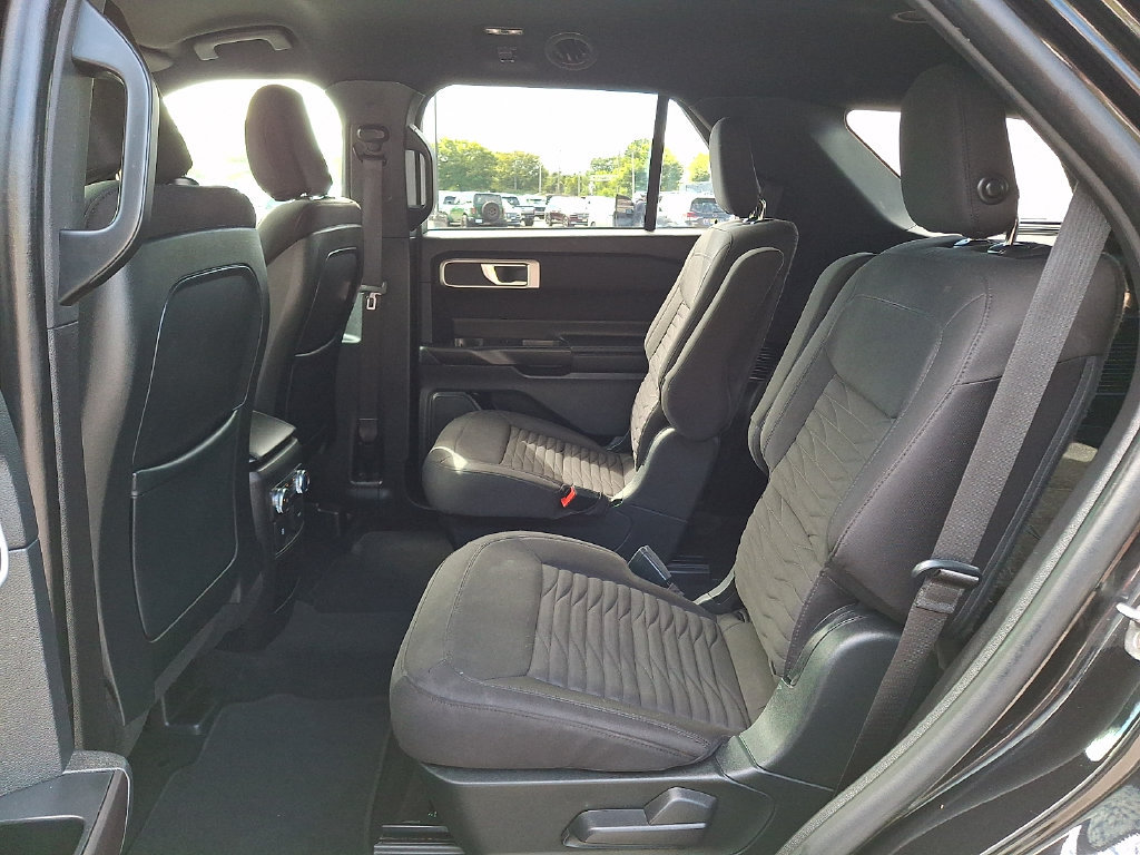 Certified 2020 Ford Explorer XLT AWD/4WD image 13