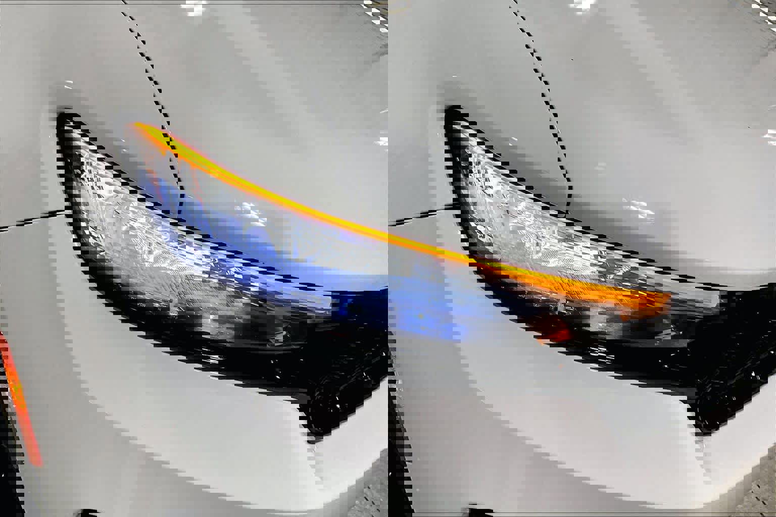 Used 2023 Jeep Grand Cherokee Limited w/ Luxury Tech Group II image 27