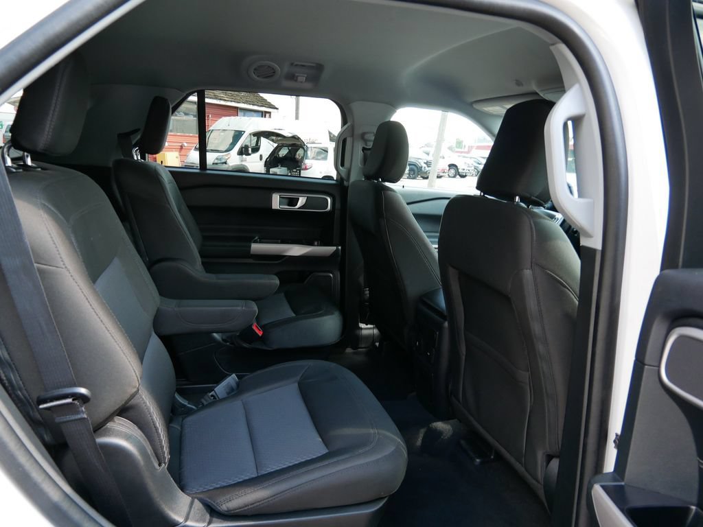 Certified 2023 Ford Explorer XLT AWD/4WD image 9
