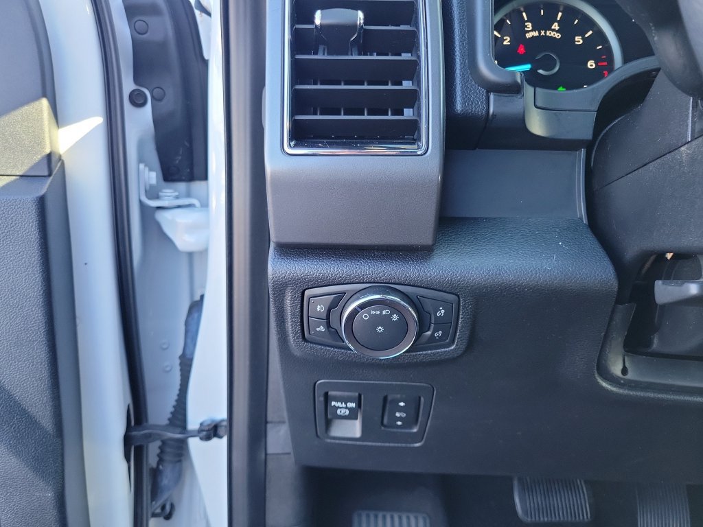 Certified 2019 Ford F150 XLT w/ Equipment Group 302A Luxury AWD/4WD image 24