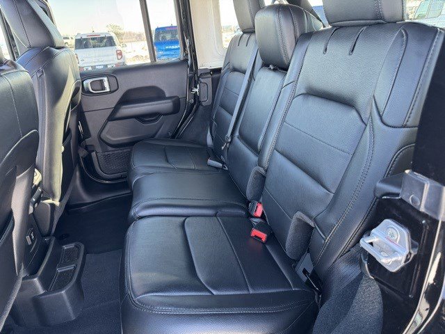 Used 2023 Jeep Wrangler Unlimited Sahara image 26
