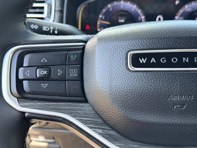 Used 2023 Jeep Wagoneer L Series II AWD/4WD image 22