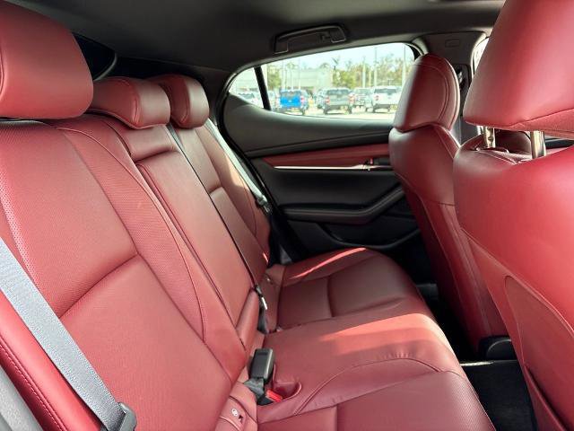 Used 2024 MAZDA MAZDA3 Hatchback w/Premium Plus Pkg image 29