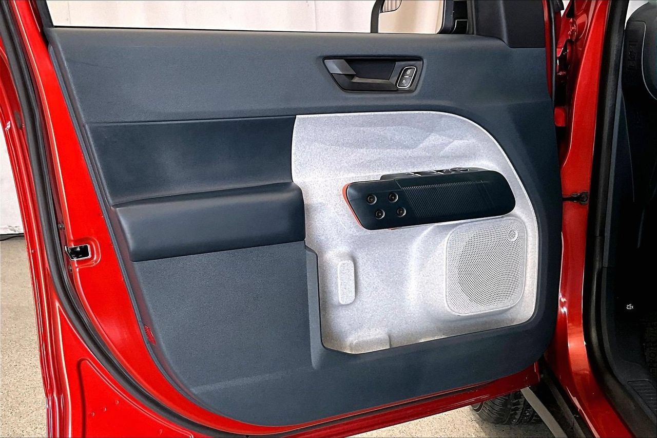 Certified 2023 Ford Maverick XLT FWD image 25