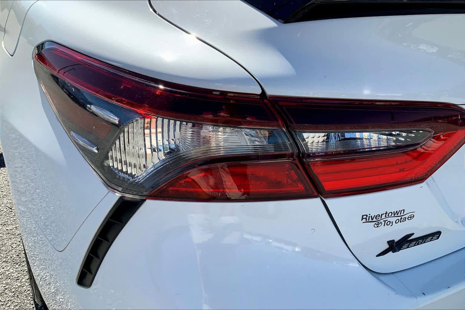 Used 2024 Toyota Camry SE w/ Convenience Package FWD image 26