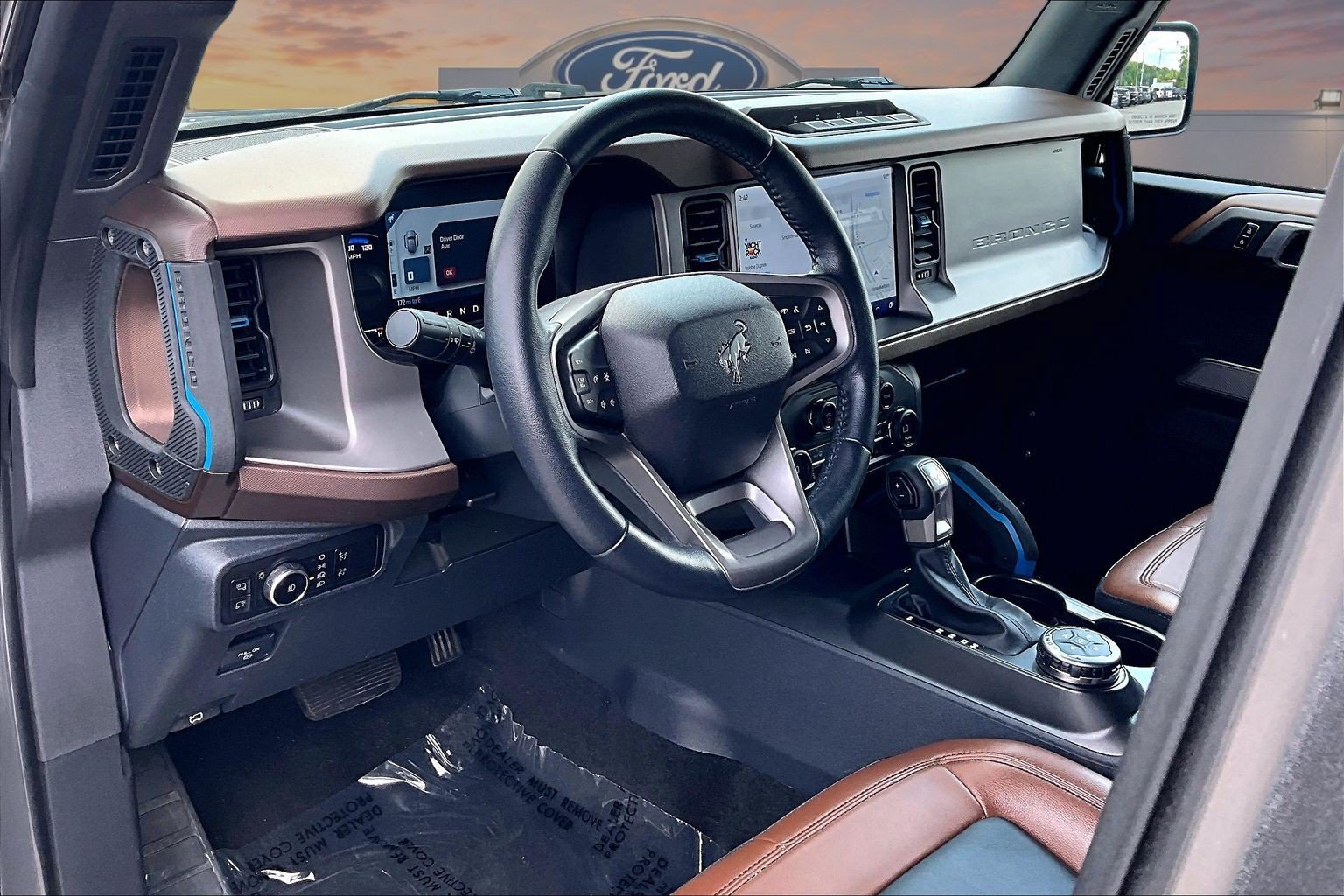 Certified 2023 Ford Bronco Outer Banks w/ Sasquatch Package AWD/4WD image 14