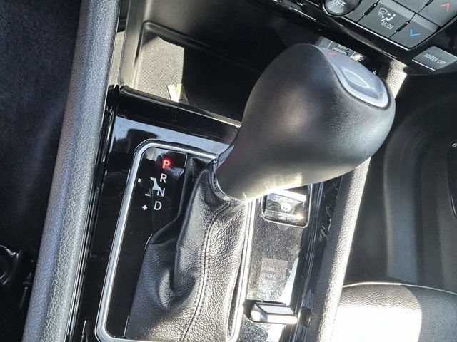 Used 2026 Jeep Compass Limited AWD/4WD image 14