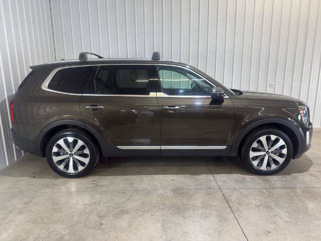 Used 2022 Kia Telluride S FWD image 29