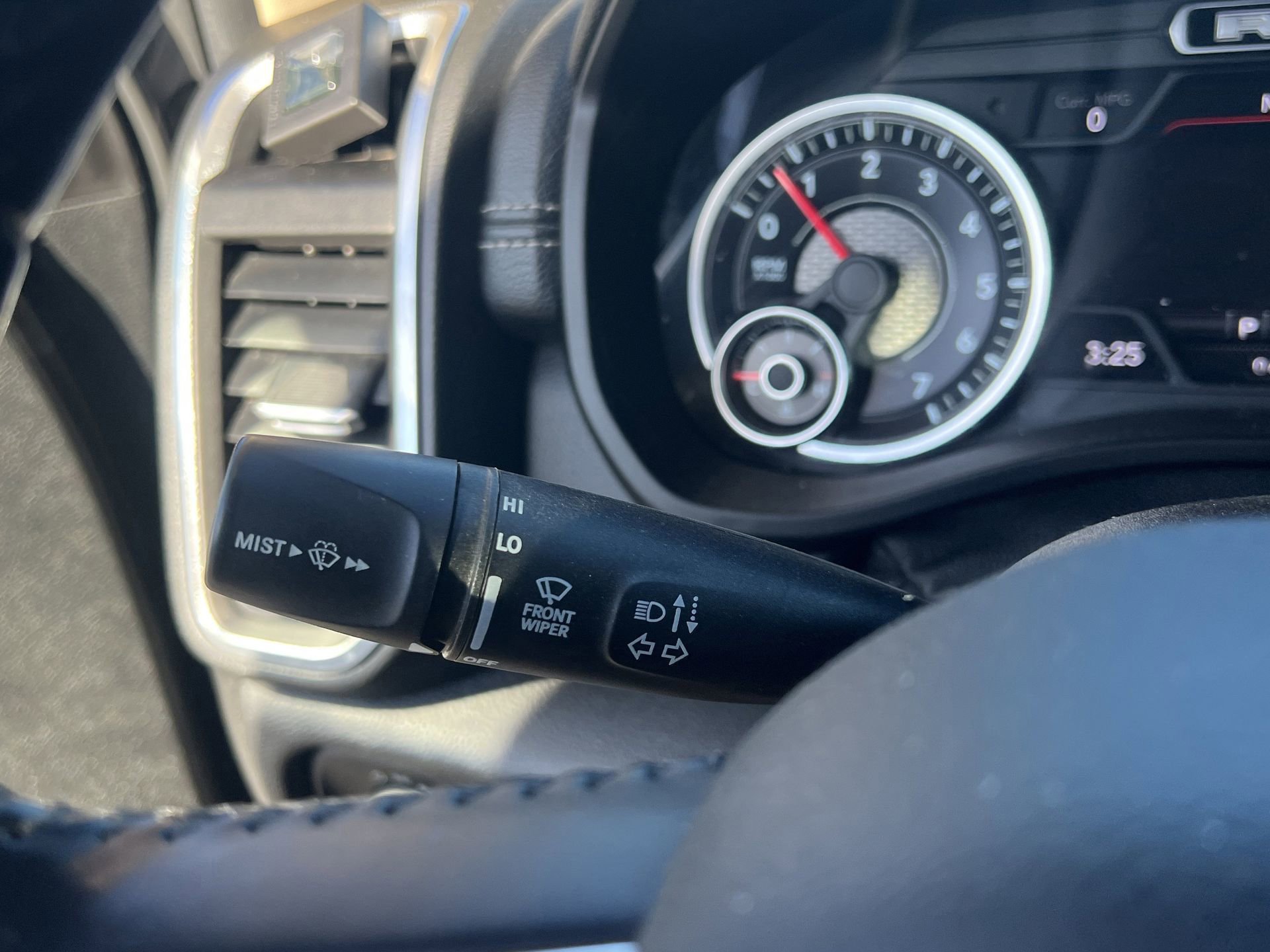 Used 2021 RAM 1500 Laramie image 16