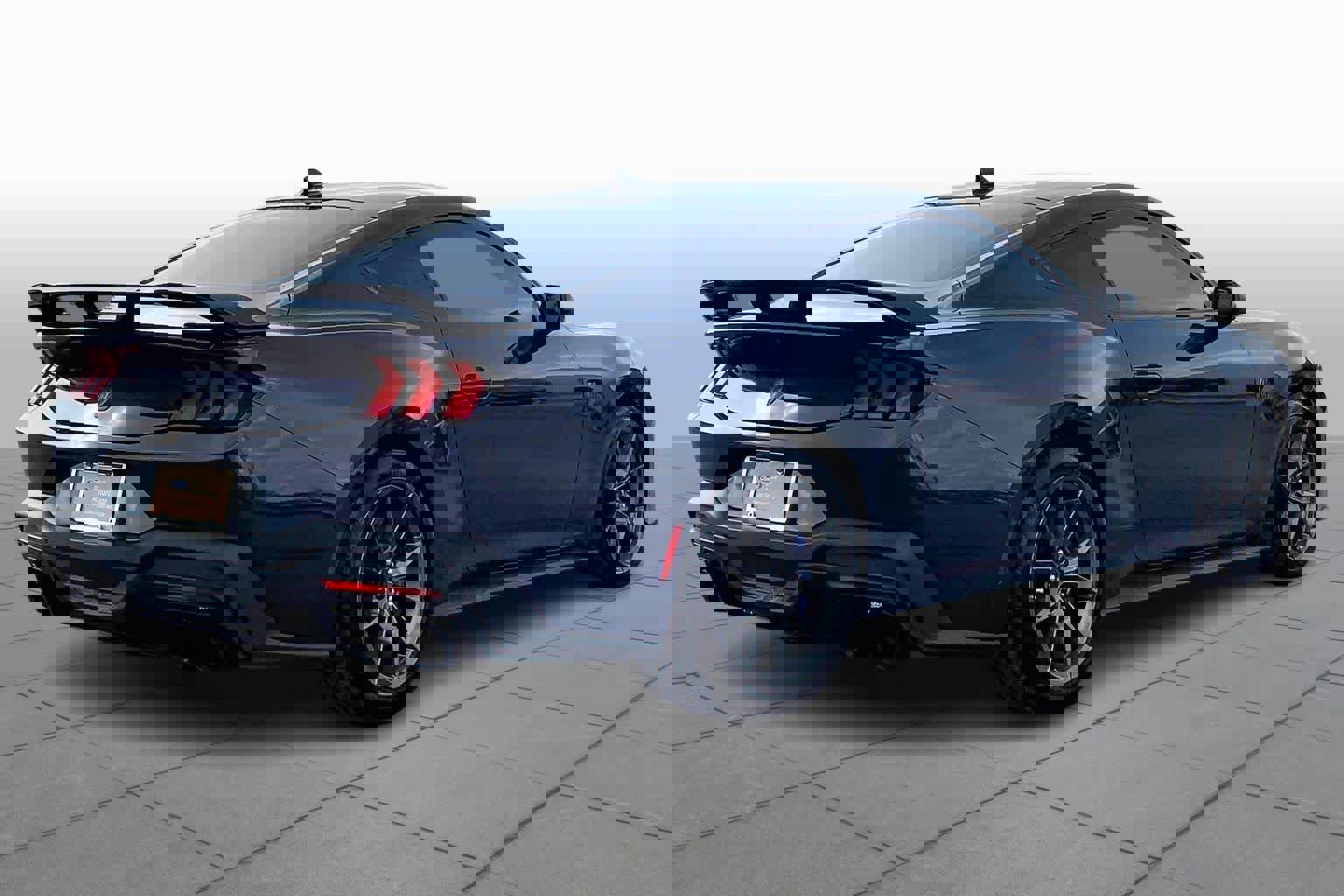 Certified 2024 Ford Mustang Dark Horse image 3