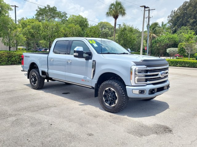 Certified 2025 Ford F350 Platinum w/ Platinum Plus Package AWD/4WD image 35