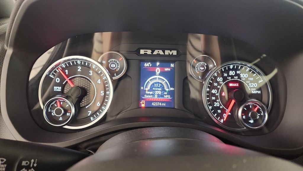 Used 2025 RAM 1500 Big Horn AWD/4WD image 11