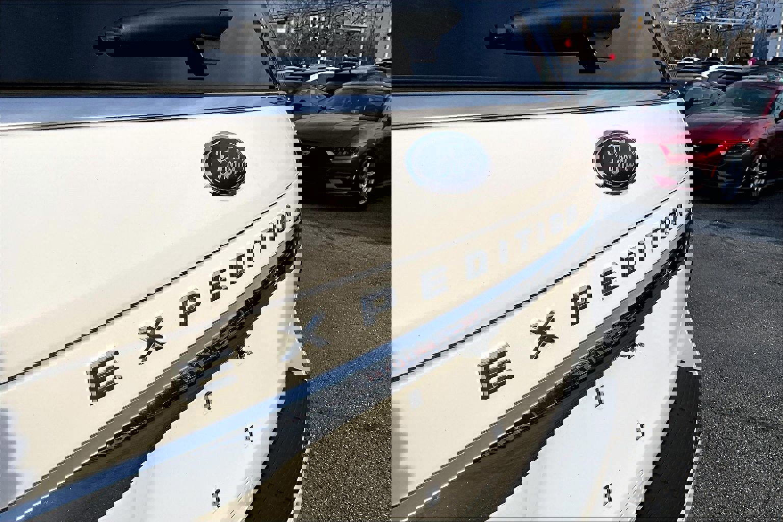 Certified 2024 Ford Expedition Limited image 8