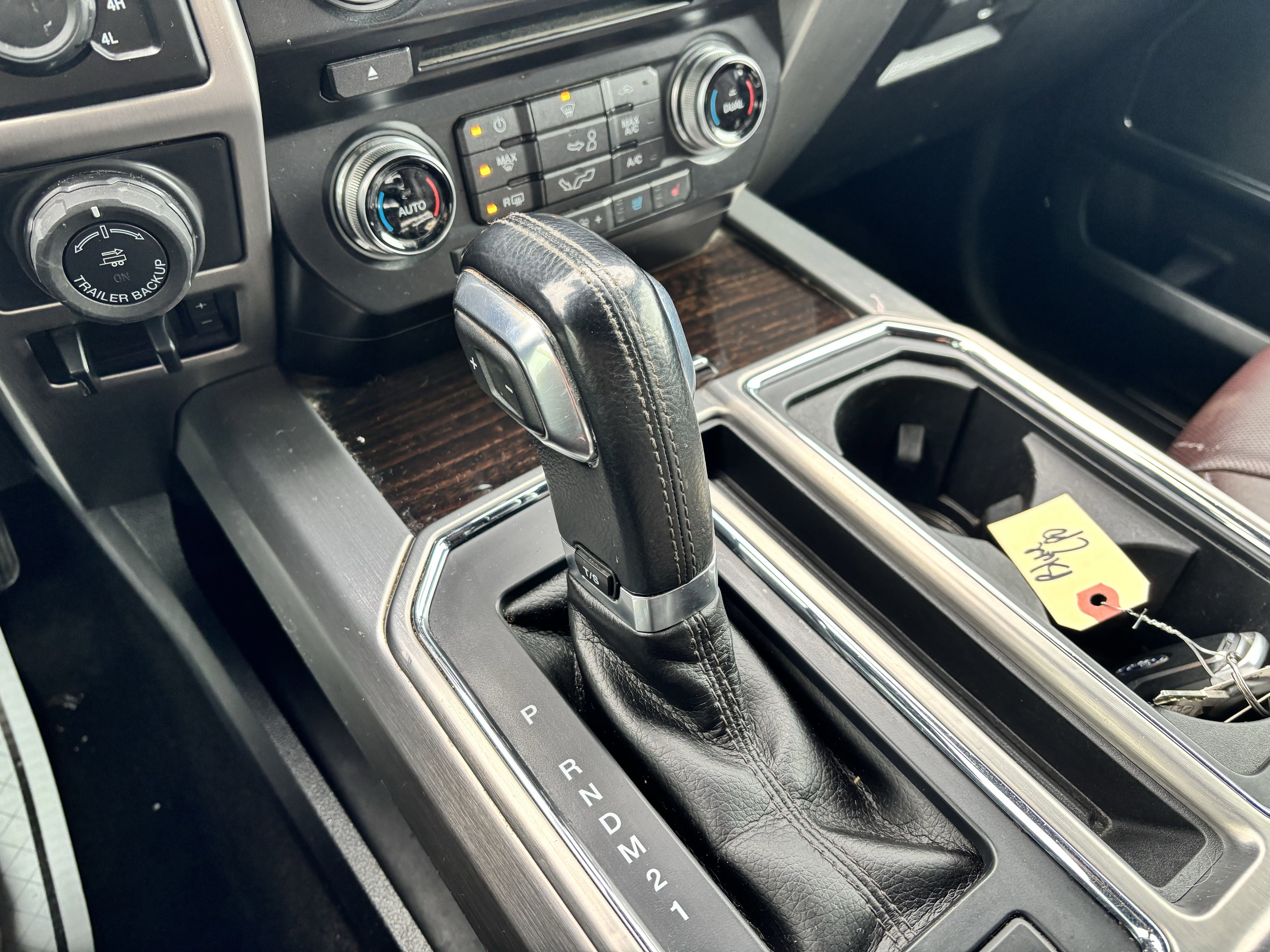 Certified 2017 Ford F150 Platinum w/ Equipment Group 701A Luxury image 22