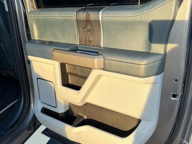 Certified 2022 Ford F450 Limited w/ FX4 Off-Road Package image 13