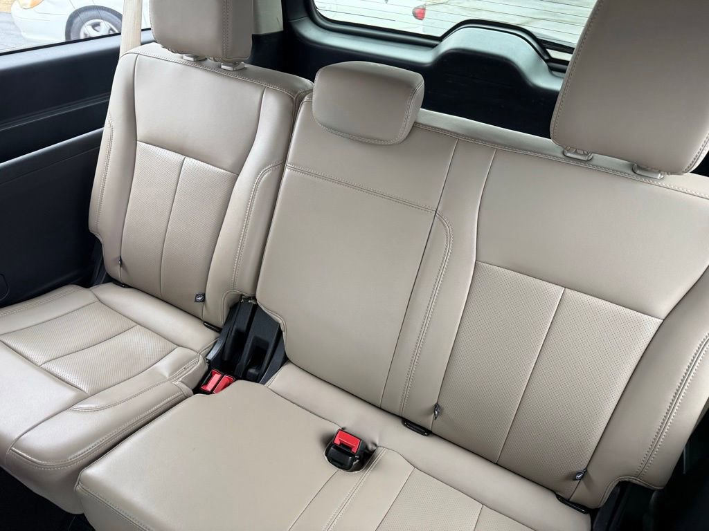 Certified 2024 Ford Expedition Max XLT image 21