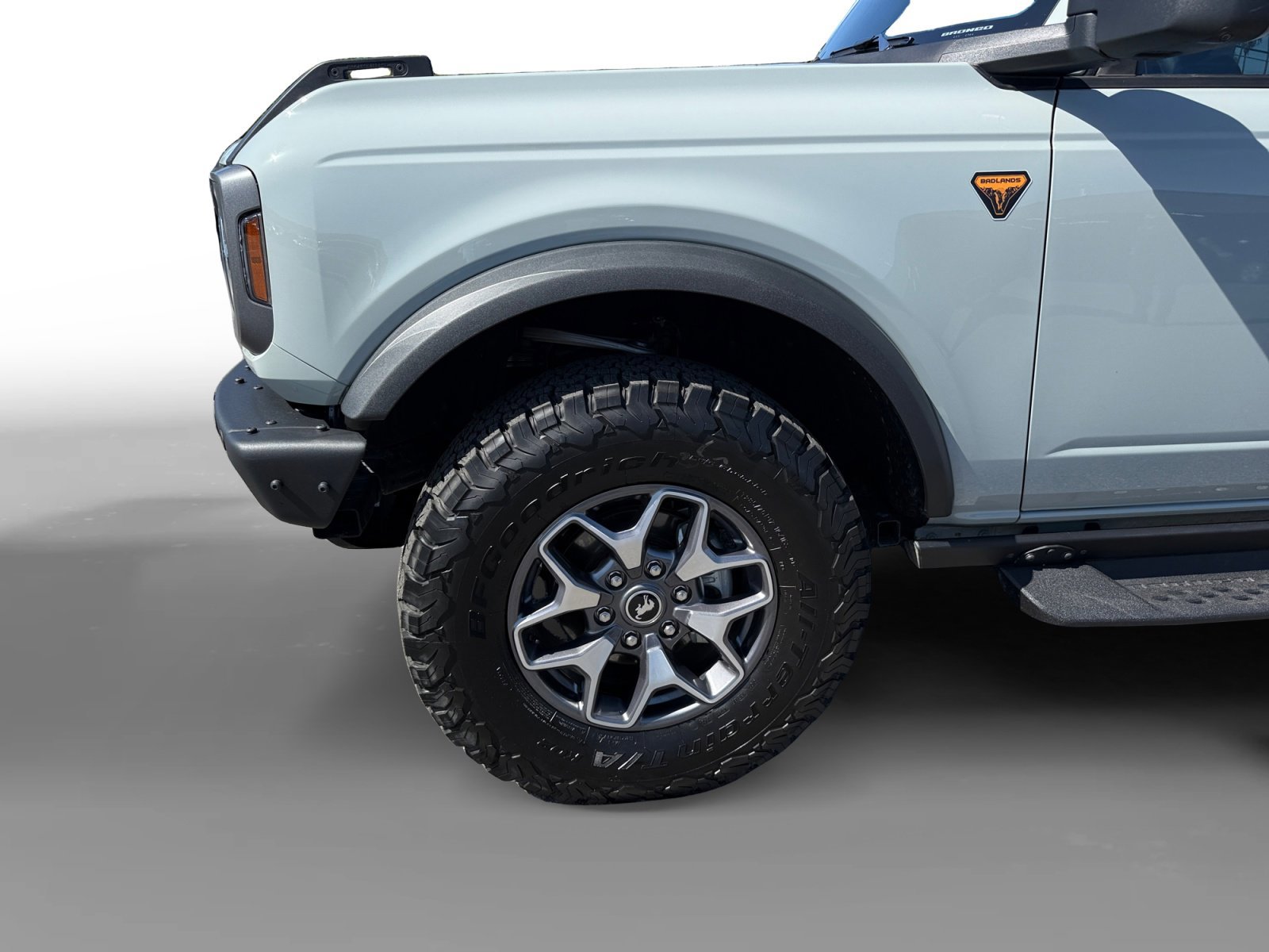 Certified 2024 Ford Bronco Badlands image 9