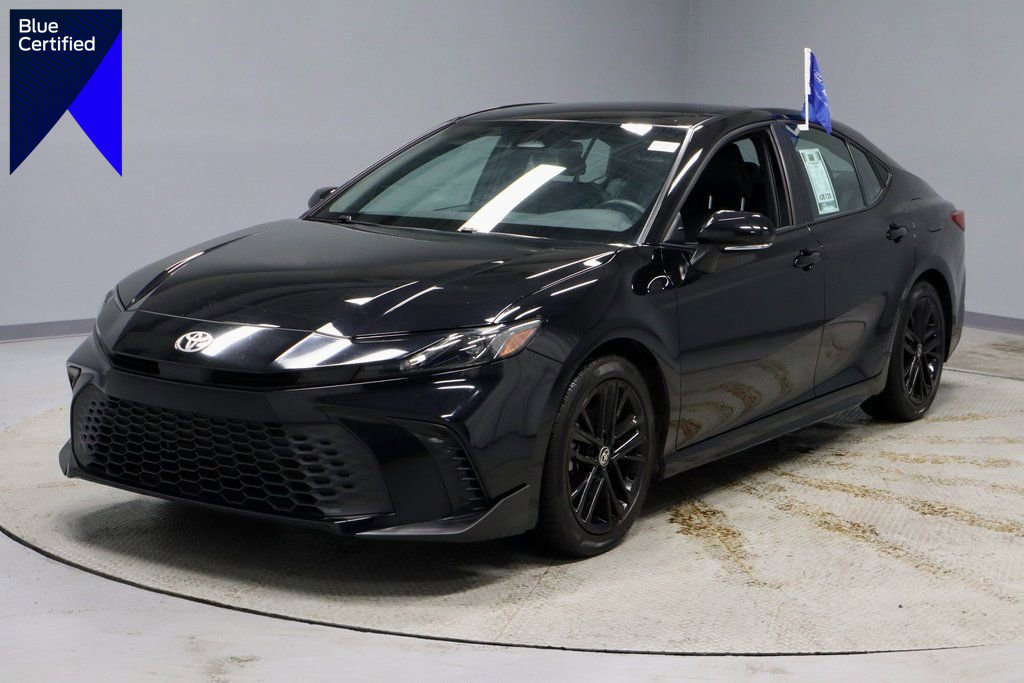 Used 2025 Toyota Camry SE