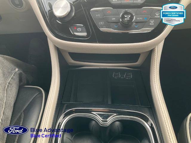 Used 2024 Chrysler Pacifica Limited FWD image 12