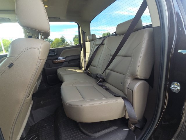 Used 2019 GMC Sierra 2500 SLT w/ Duramax Plus Package AWD/4WD image 15
