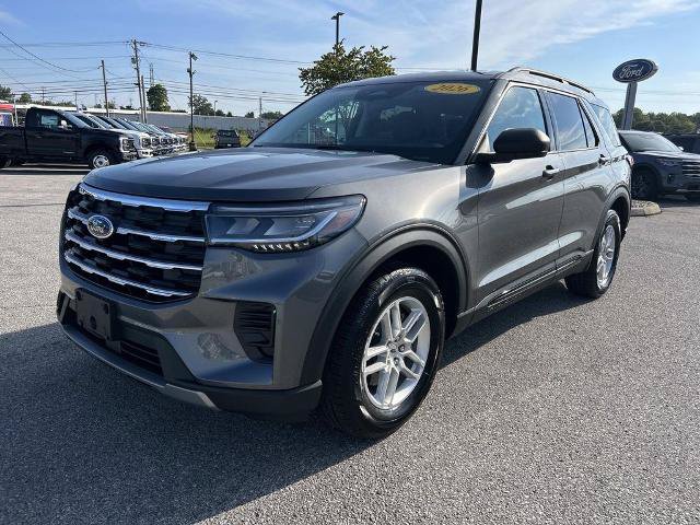 Certified 2026 Ford Explorer Active RWD image 8