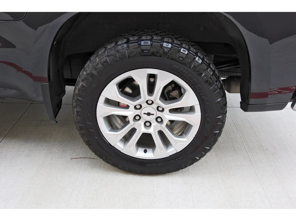 Used 2023 Chevrolet Silverado 1500 LTZ w/ LTZ Convenience Package II AWD/4WD image 29