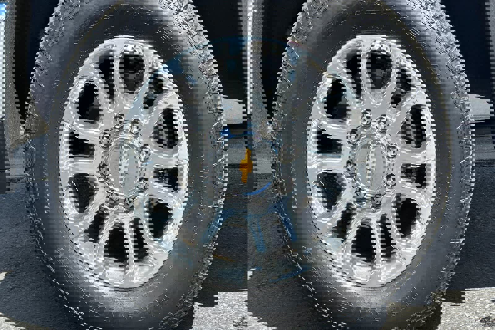 Used 2025 Chevrolet Silverado 3500 LTZ w/ LTZ Premium Package image 26