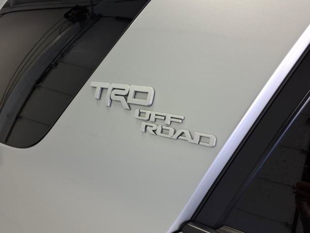 Used 2024 Toyota 4Runner TRD Off-Road Premium AWD/4WD image 10
